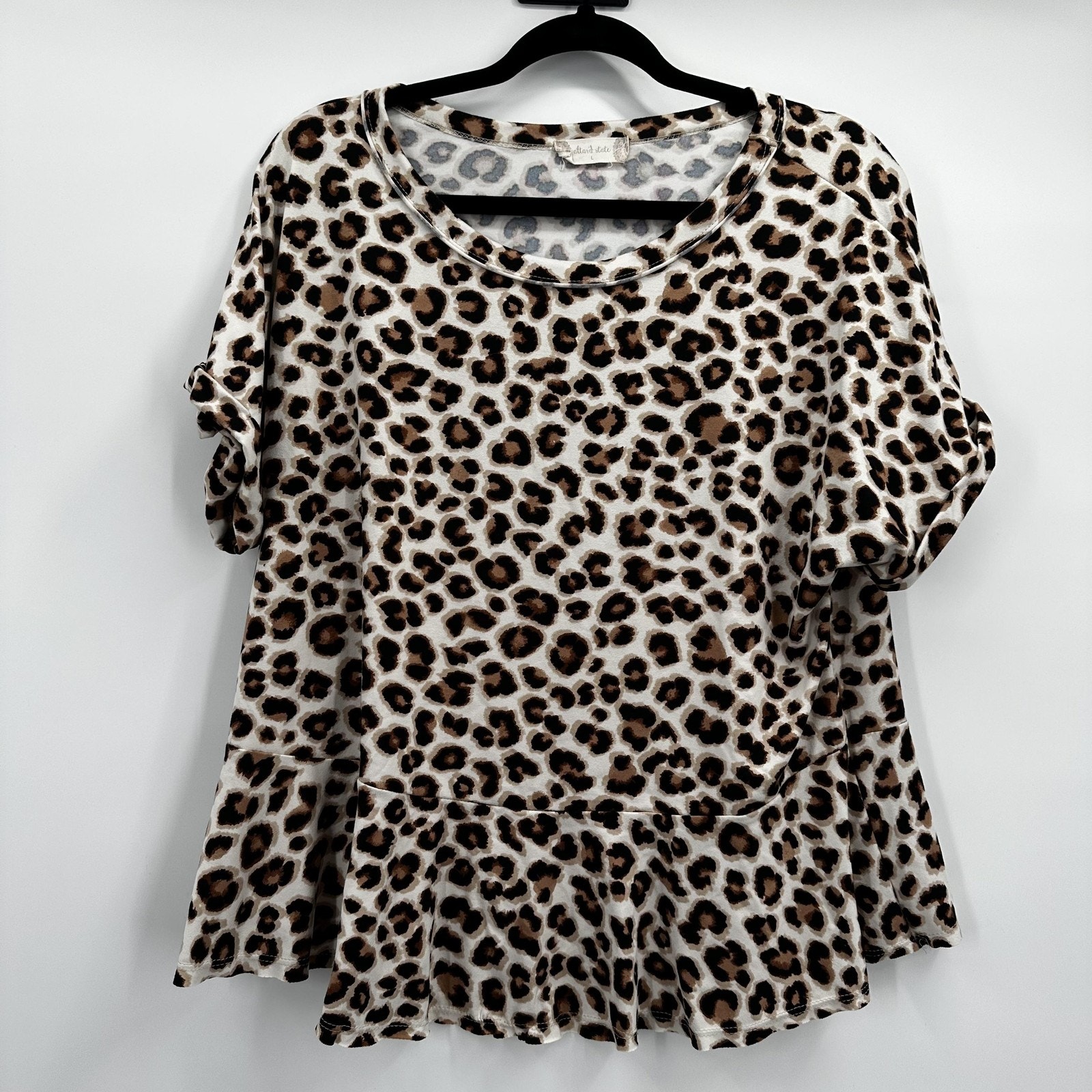 Altar'd State Shirt Womens Large Leopard Animal Print Ruffle Hem Trendy Top